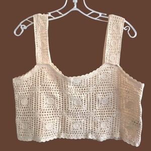 Everyday Chic Boutique Cream Crochet Crop Top Size Medium/Large